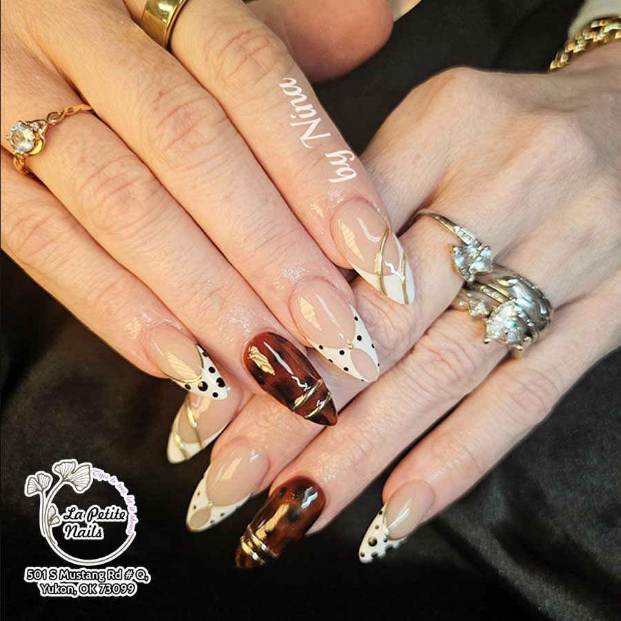 Trending July Nail Ideas